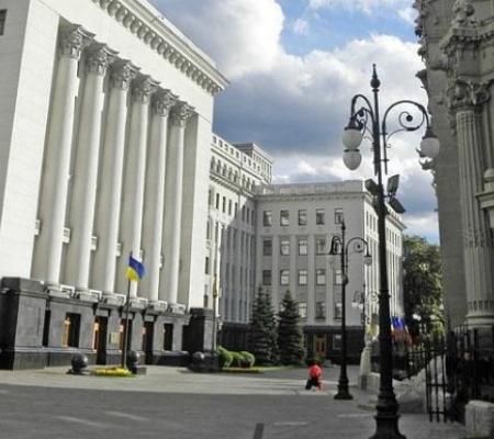 Эксперт рассказал, чем закончится противостояние Банковой и Крещатика