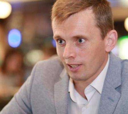 Руслан Бортник: Порошенко хочет быть диктатором, как Путин. Но не может из-за низких рейтингов