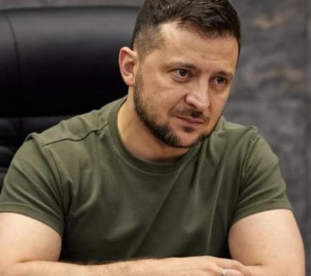 Политические и военные эксперты: правильно ли сделал Зеленский, что не сказал о войне