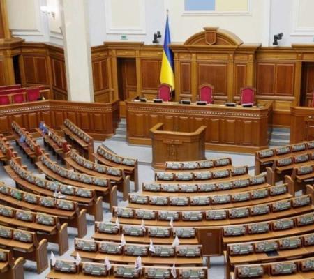 Турборежим военного времени. Рада с начала войны приняла более 400 законов