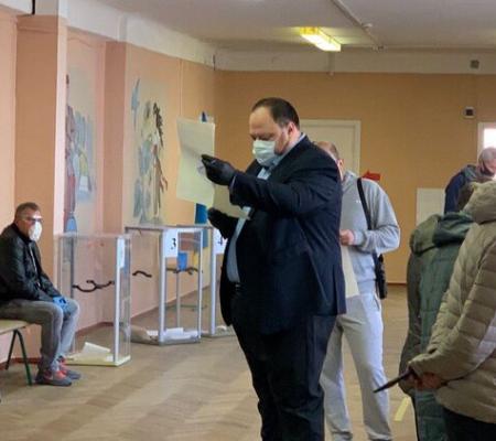 «ОДРАЗУ ПІСЛЯ ВІЙНИ»: ЧОМУ В УКРАЇНІ ЗАГОВОРИЛИ ПРО ПІДГОТОВКУ ДО ВИБОРІВ У РАДУ