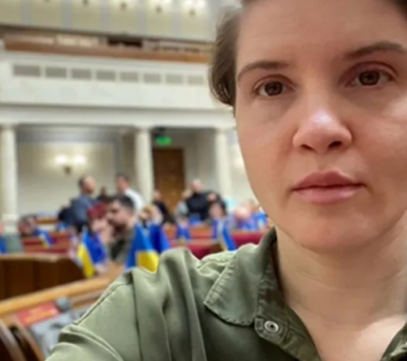 Руслан Бортник. Український парламент розділяється на два табори