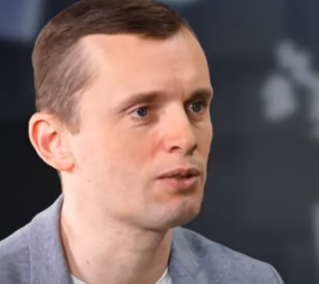 США продовжать тримати руку на пульсі війни: політолог Руслан Бортнік
