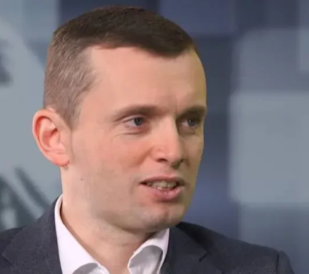 Коли запускається гонка озброєнь, її потім дуже важко зупинити: політолог Руслан Бортнік