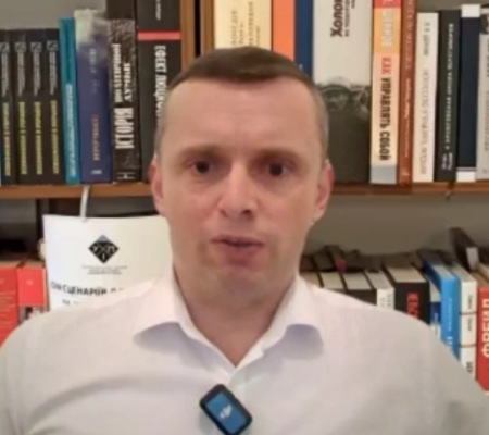 Украинский эксперт о встрече в Абу-Даби: стратегических договорённостей пока нет 