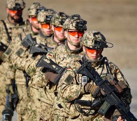Бумажные батальоны: Как Бундесвер воюет пресс-релизами