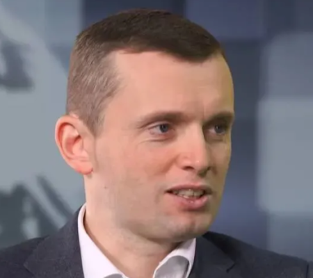 Від зміни прем'єра стратегічний курс України не зміниться: політолог Руслан Бортнік