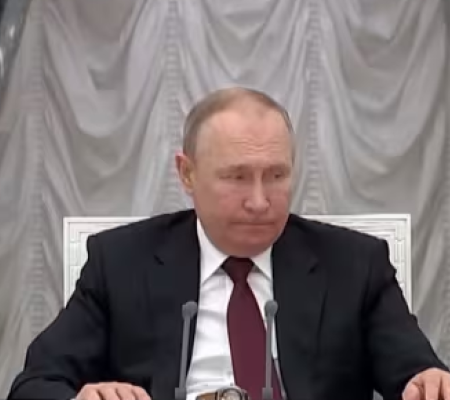 Игра башен кремля: эксперт объяснил, что происходит вокруг партии «Яблоко» и выборов в рф