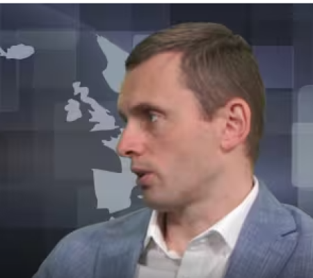 Война будет выплескиваться за рамки украино-российских границ, – Руслан Бортник