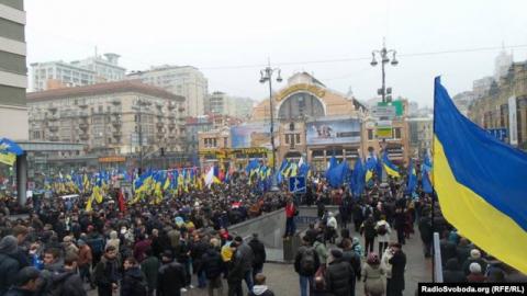 70% опрошенных экспертов негативно относятся к лидерам Евромайдана
