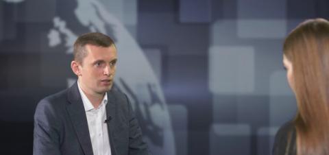 Руслан Бортник розповів, як змінюються рейтинги Порошенка та Зеленського