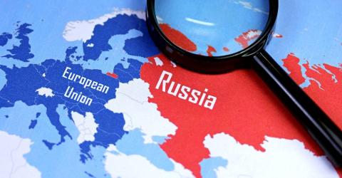 On the Current Globalization and the Causes of the Russian-Ukrainian War