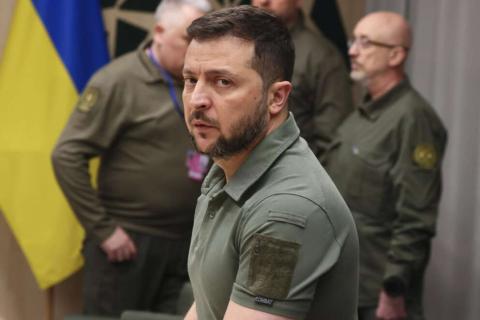 Il repulisti di Zelensky in Ucraina, caccia tutti i reclutatori dal “congedo facile”: è la ‘Mani pulite’ di Kiev