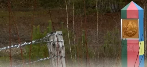 Тихий бой: эксперт объяснил, зачем Беларусь строит дороги к украинской границе