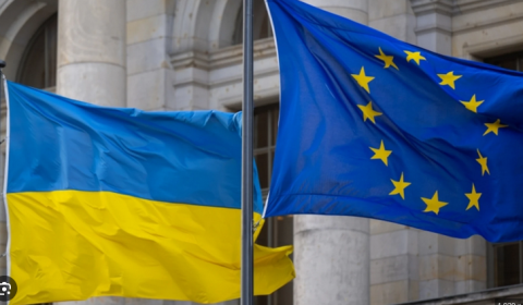 A New Phase in Relations between Ukraine and the European Union: Between Accession and Associate Integration