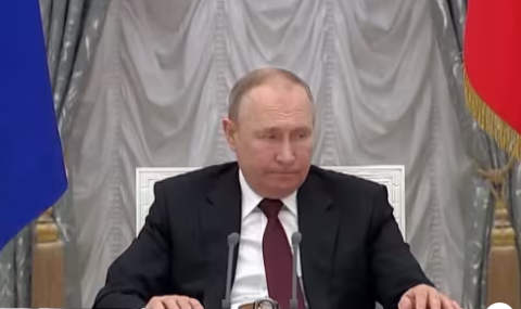 Игра башен кремля: эксперт объяснил, что происходит вокруг партии «Яблоко» и выборов в рф