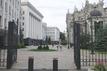 Города-крепости и борьба с "ЕС" в тылу: что происходит с вертикалью власти