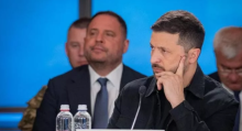 Il politologo Bortnik: “La crisi politica interna indebolisce Zelensky ma può facilitare l’intesa”