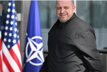 Ukraine: Roustem Oumerov, l'homme-clé des négociations de paix, négociateur chevronné mais contesté